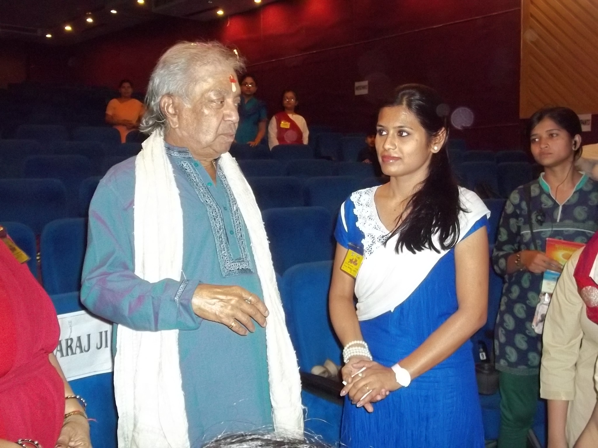 Kathak 1st Day Workshop with Pdm Vibhushan Pt Birju Maharaj Ji 2013