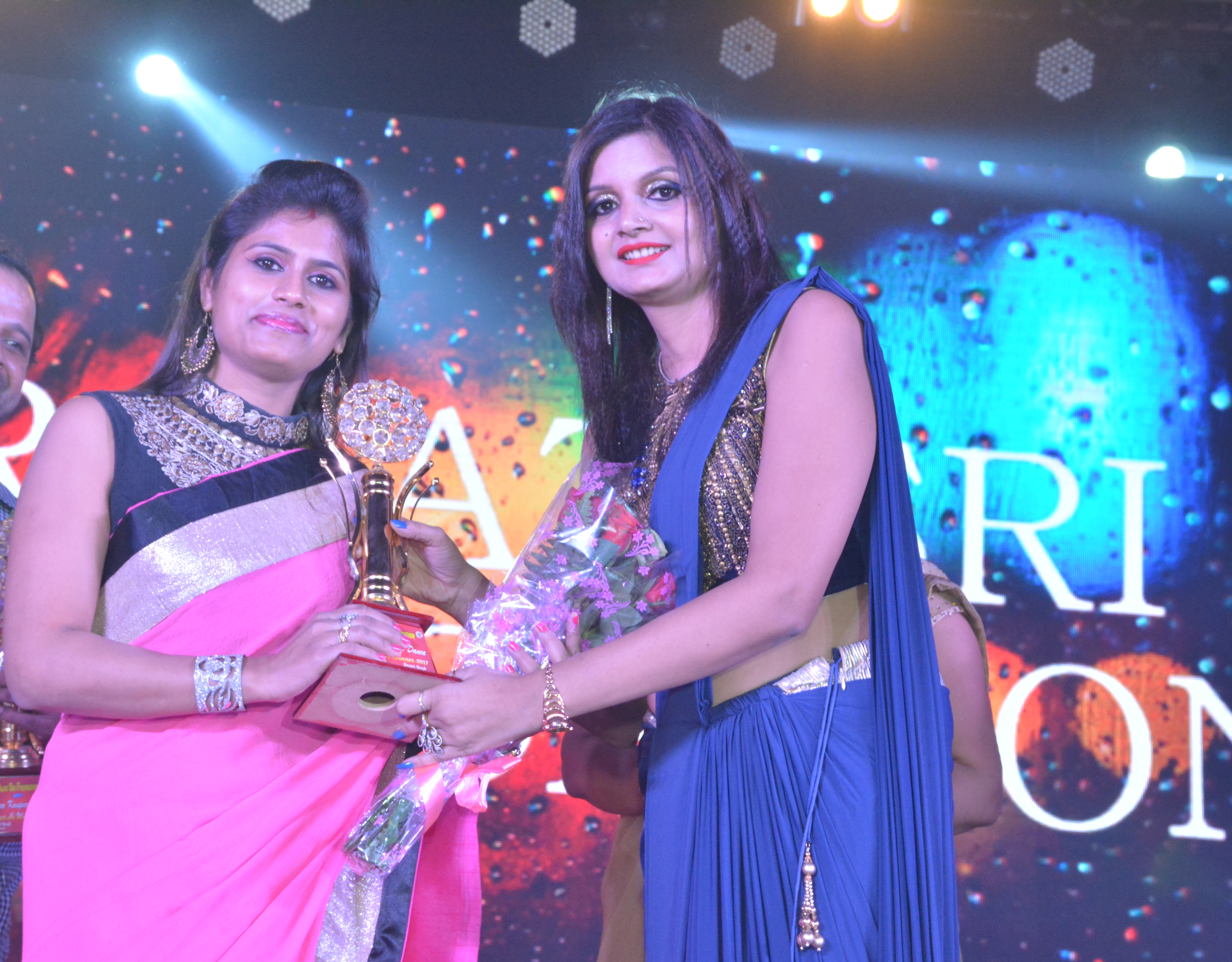 Honoured By “Dance Kanpur Dance” (Grand Finale) 4 Nov 2017